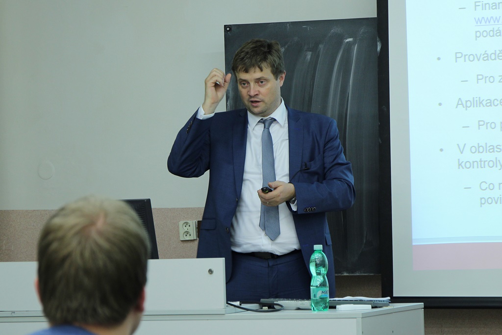 generální ředitel FS Martin Janeček přednáší na Vysoké škole ekonomické v Praze